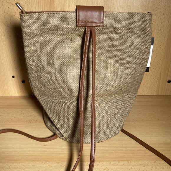 Nasty Gal Natural Burlap Beach Backpack/Bag New With Tags - Picture 2 of 9